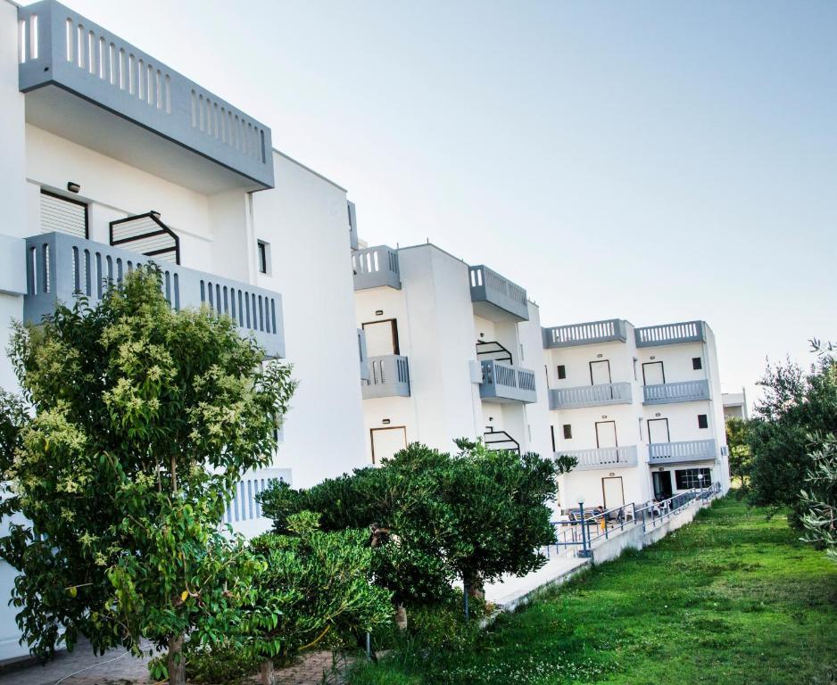 Popi Hotel Apartments Агия-Марина Экстерьер фото