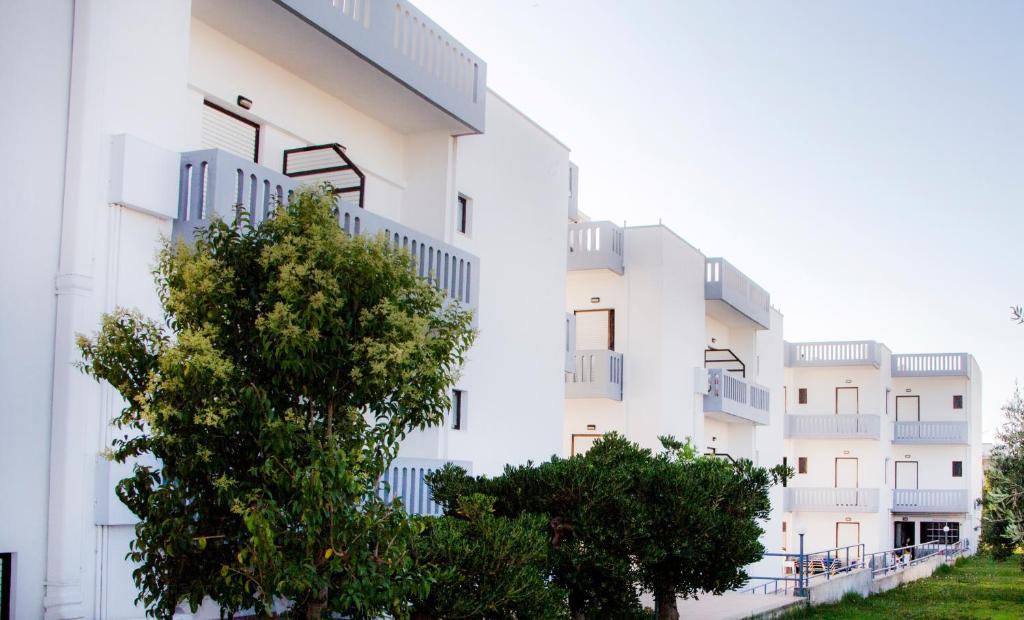 Popi Hotel Apartments Агия-Марина Экстерьер фото