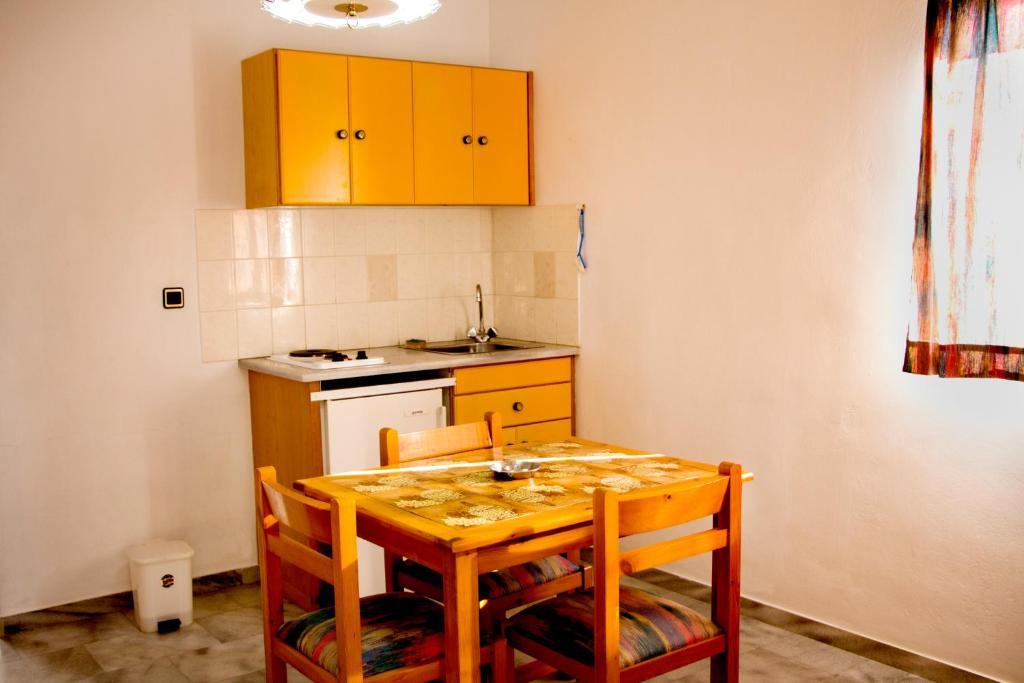 Popi Hotel Apartments Агия-Марина Экстерьер фото